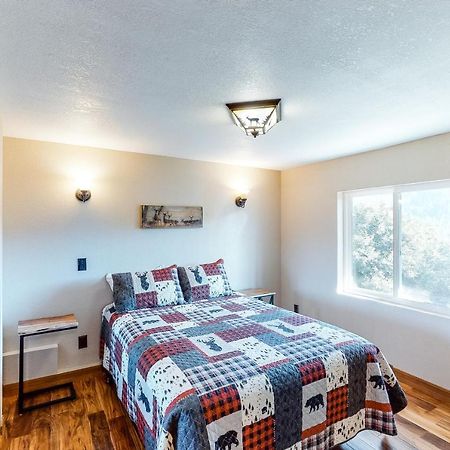 Lake View Magic Crestline Exterior photo