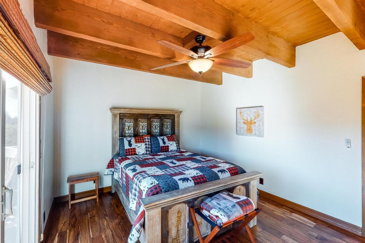 Lake View Magic Crestline Exterior photo